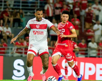 Marlon Araújo revela mudança que fez o CRB atropelar o Vila Nova na Série B