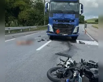 Mulher é morta a facadas em Jundiá; ex-marido suspeito morre após colisão com carreta