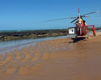 Mulher morre após passar mal na Praia da Sereia, em Maceió