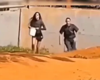 Mulher que invadiu recinto de elefante tentou dar água ao animal