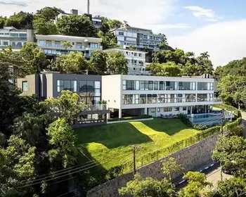Neymar comprou mansão em Santos sem visitar e via Pix, conta ex-dono