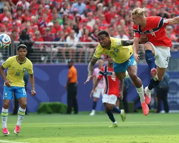 Neymar foi o jogador mais criticado após eliminação do Brasil, diz estudo