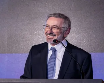 "Nunca!", diz ministro sobre negociar paridade do etanol com EUA