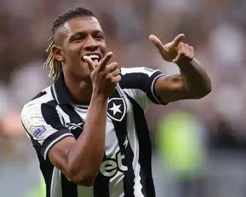 Palmeiras dá nova 'cartada' por Danilo e sobe oferta milionária ao Botafogo