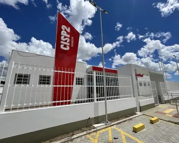 Passageiro é preso com 31 kg de maconha em mala dentro de ônibus na BR-101