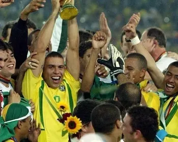 Pentacampeão passa por cateterismo após sentir dores no peito