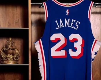 Philadelphia 76ers anuncia LeBron James: "Cidade digna de um rei"