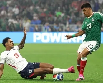 Quansah pega dois jogos de suspensão e desfalca Inglaterra na Copa do Mundo