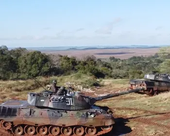 Sargento do Exército morre após acidente com dois blindados em treinamento no RS