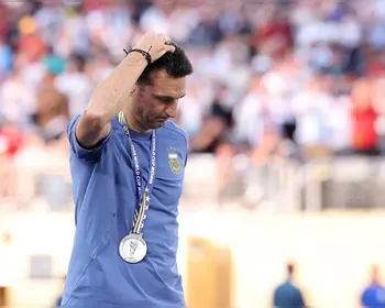 Scaloni chora após vice na Copa de 2026 e indica despedida da Argentina