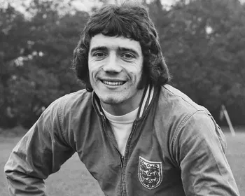 Seleção inglesa lamenta morte de ídolo do Liverpool, Kevin Keegan