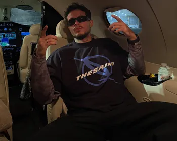 Tá podendo! Felipe Amorim compra jatinho particular e mostra novo “brinquedo”