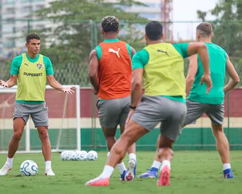 Thiago Silva volta a treinar e deve reforçar o Fluminense contra o Rivadavia