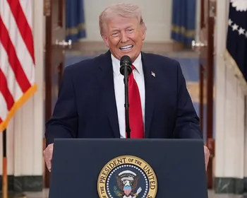 Trump ameaça destruir usinas e pontes do Irã na próxima semana