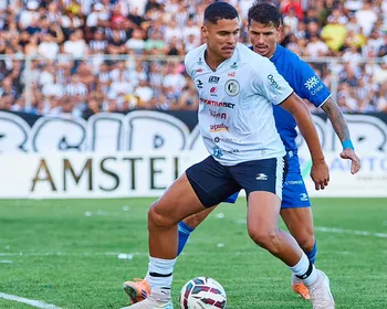 Vitória encaminha contratação de Alex Bruno, destaque do acesso do ASA