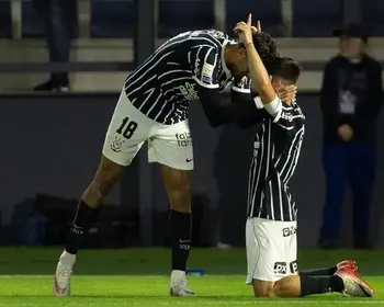 Volpi falha feio, e Corinthians vence Bragantino pelo Brasileirão
