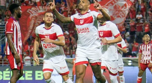 AL no topo: Mikael, do CRB, e Alex Bruno, do ASA, dividem a artilharia do Brasil em 2026