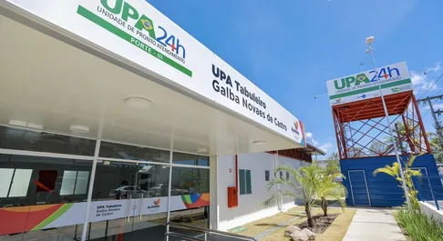Criminoso anuncia assalto, exige desbloqueio de celular e atira em vítima no Tabuleiro