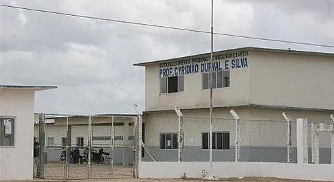 Dois detentos morrem em menos de 48 horas em presídio de Maceió; casos têm suspeita de assassinato