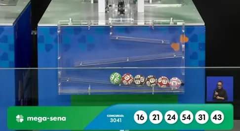 Mega-Sena acumula e próximo prêmio vai a R$ 165 milhões; veja as dezenas sorteadas