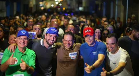 Renan Filho anuncia UPA em Feira Grande e reúne apoiadores em agenda no Agreste e no Baixo São Francisco