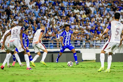 
				AL no topo: Mikael, do CRB, e Alex Bruno, do ASA, dividem a artilharia do Brasil em 2026
			
			