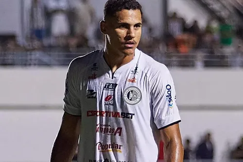 
				Alex Bruno desperta interesse nacional, mas ASA faz jogo duro por atacante
			
			