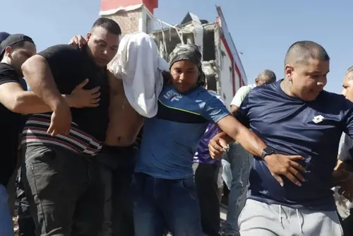 
				As impactantes imagens do terremoto que abalou a Colômbia
			
			