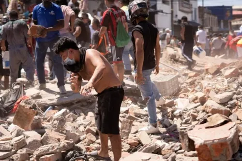 
				As impactantes imagens do terremoto que abalou a Colômbia
			
			
