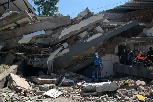 
				As impactantes imagens do terremoto que abalou a Colômbia
			
			