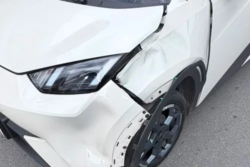 
				Atleta é atropelado por carro de passeio em avenida de Arapiraca
			
			