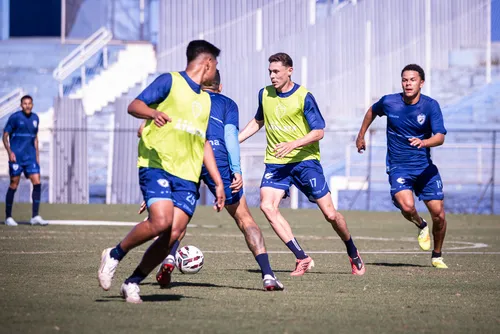 
				CRB desafia o Londrina para ampliar distância da zona de rebaixamento na Série B
			
			