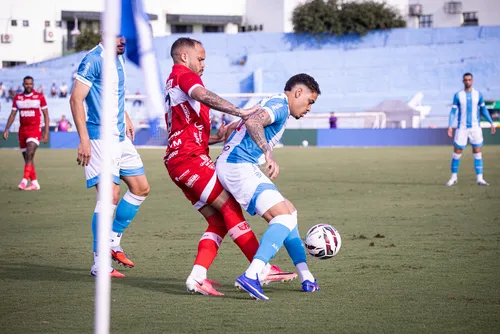 
				CRB é goleado pelo Londrina e tem recuperação interrompida na Série B: 5 a 0
			
			