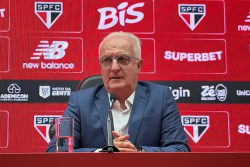 
				Dorival Júnior abre o jogo sobre papel do Morumbis nos resultados do São Paulo
			
			