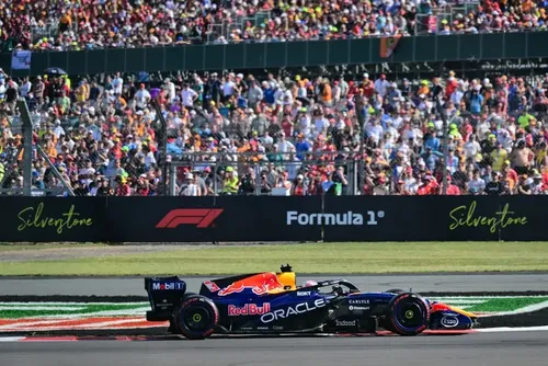 
				Ele fica! Empresário confirma Verstappen na Red Bull até 2028
			
			