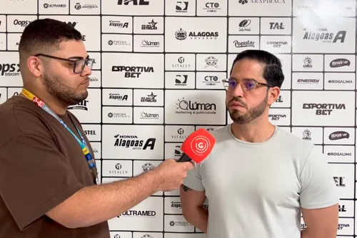 
				Executivo garante permanência de Alex Bruno no ASA: "Fica até o jogo do acesso"
			
			