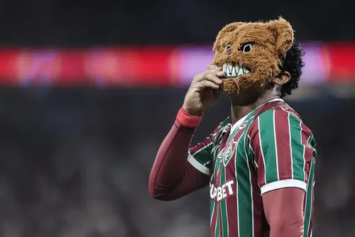 
				Fluminense aguarda proposta da Lazio por John Kennedy; jogador deseja ficar
			
			