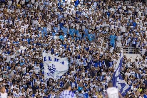 
				CSA 4 x 0 Betim: Moacir corrige a rota, o Rei Pelé joga junto e o Azulão avança
			
			