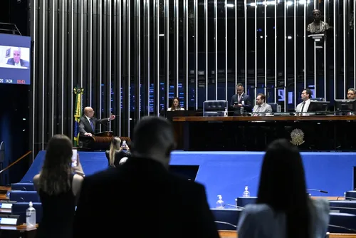 
				INSS, Tarifaço e taxa das blusinhas: Congresso retoma trabalhos com 32 medidas provisórias para votação
			
			