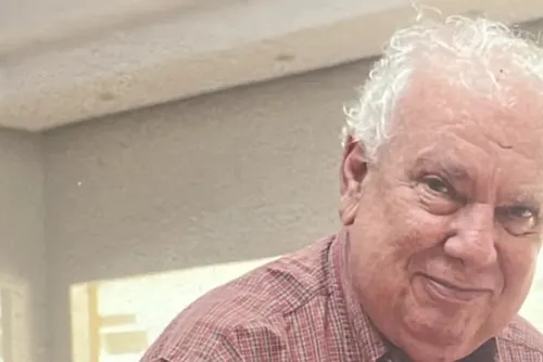 
				Jornalista alagoano Luiz Gutemberg morre aos 89 anos em Brasília
			
			