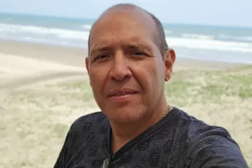 
				Jornalista é assassinado por homens armados no México
			
			