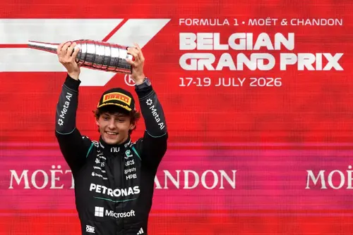
				Kimi Antonelli garante liderança da F1 mesmo se abandonar na Hungria
			
			