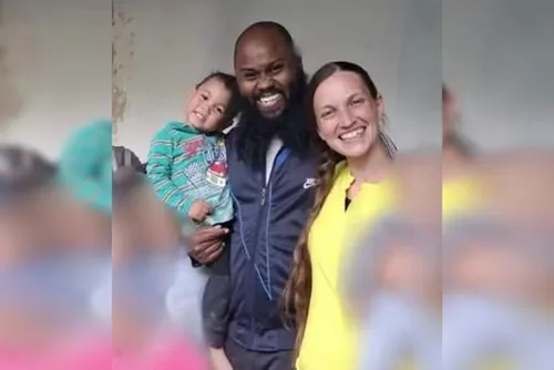 
				Menino morto pelo pai por não dar "bom dia" teve coração deslocado
			
			