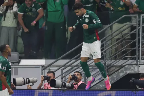 
				Palmeiras chega para decisão na Libertadores com desfalque e dúvidas
			
			