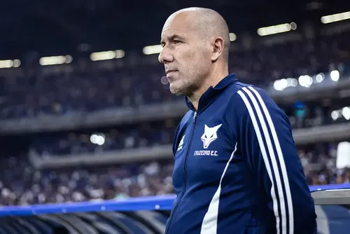 
				Pelo Flamengo, Leonardo Jardim volta ao Mineirão após saída turbulenta do Cruzeiro
			
			