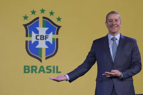 
				Rogério Caboclo oficializa candidatura à presidência do São Paulo
			
			