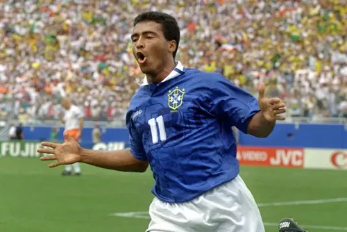 
				Romário pede que Carlo Ancelotti seja demitido da Seleção: 'Fiasco'
			
			