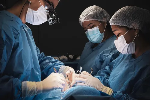 
				Sintomas que insistem em permanecer podem esconder um câncer de cabeça e pescoço
			
			