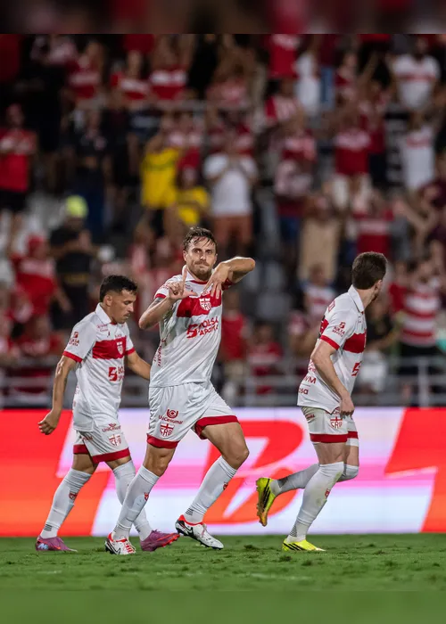
				Bressan dá a volta por cima e vira peça-chave do CRB na Série B
			
			