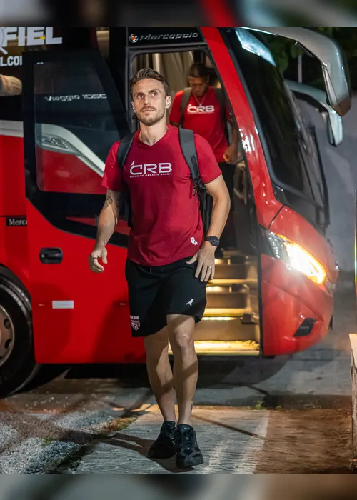 
				Bressan dá a volta por cima e vira peça-chave do CRB na Série B
			
			